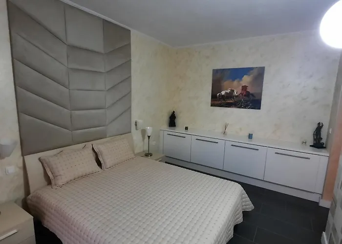 Yoo Bulgaria -c306 Obzor